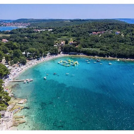 Mar 200m Beach Villa Banjole